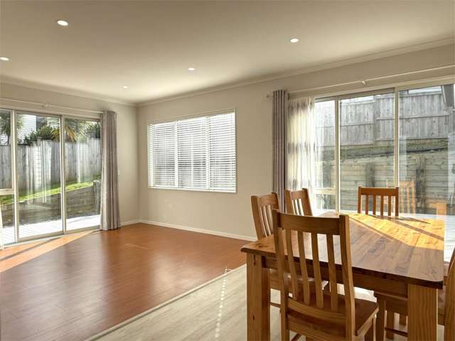 10 Franheim Crescent Orewa_2