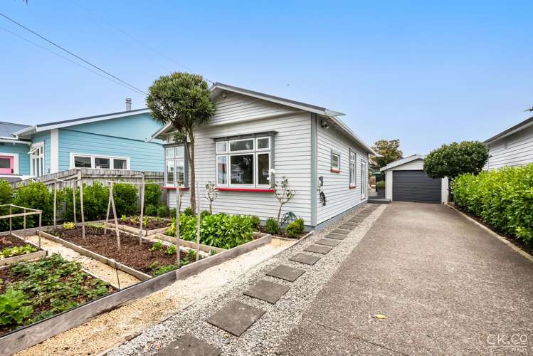 13 Plunket Avenue Petone_22