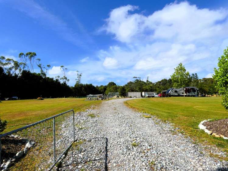 71 Alma Road Westport Surrounds_8