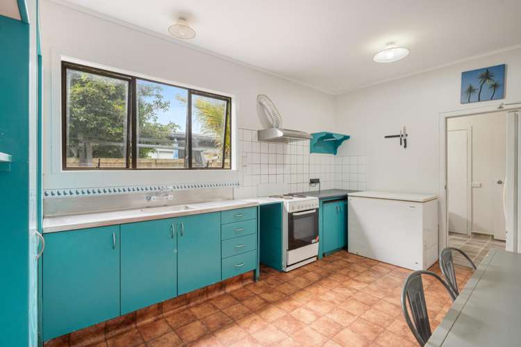 305 Main Road Tairua_11