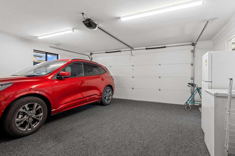 29 Cupola Crescent Richmond_16