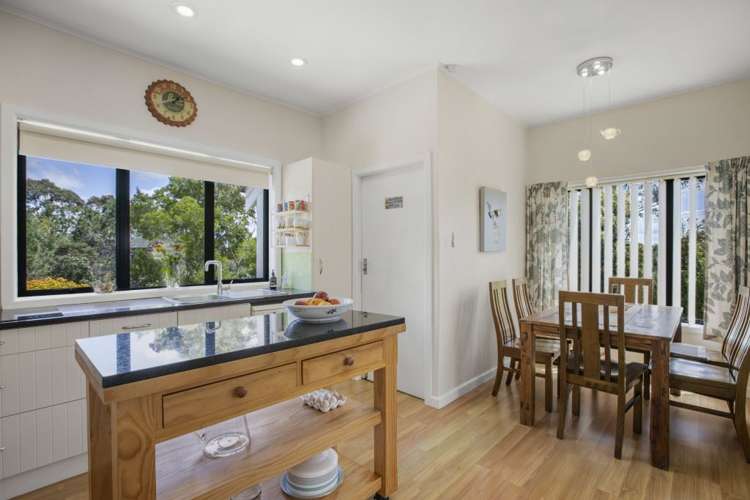 1258 East Coast Road Redvale_20