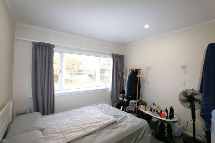 16 Fairleigh Ave Mount Albert_11