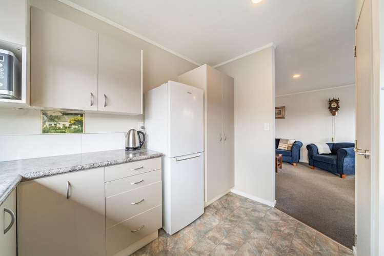 21/17 John Street Trentham_8