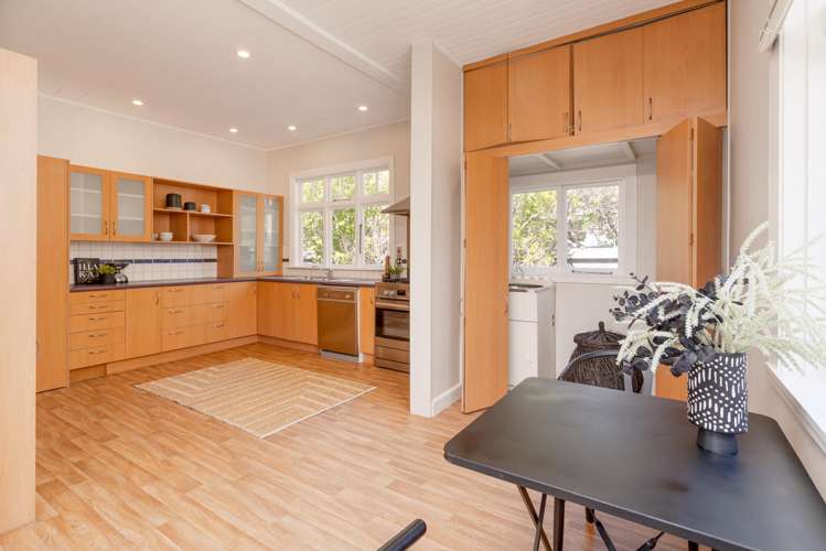 10 Albert Terrace St Martins_9