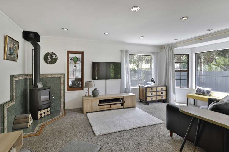 9 Valley Road Titirangi_1