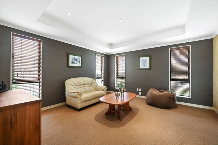 68 Wiltshire Drive Huntington_6