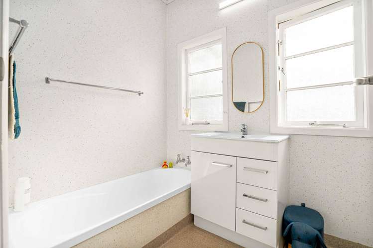 43 Kauika Road West Avenues_6