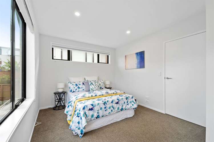 8 Orca Drive Stanmore Bay_18