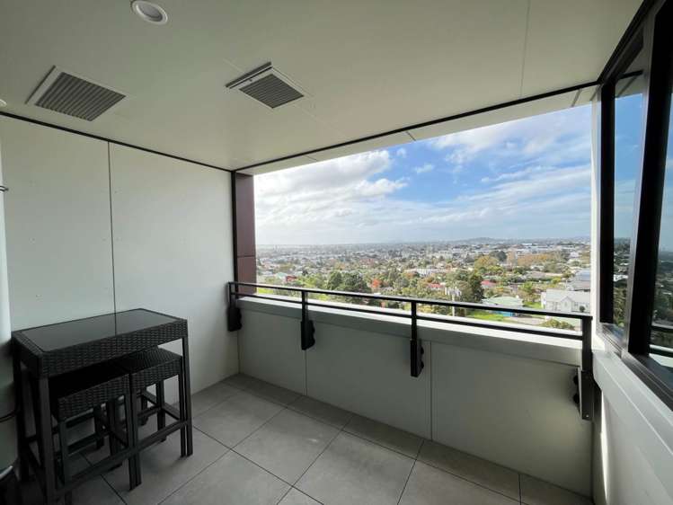 703/6 Waikumete Road Glen Eden_6