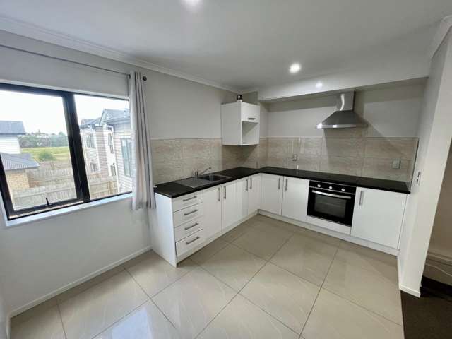 6/8 Kerrs Road Wiri_2