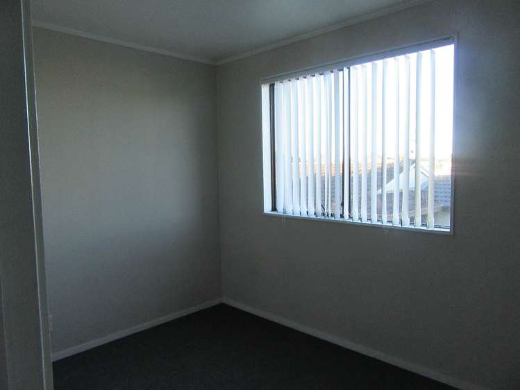 175 Solar Road Glen Eden_9