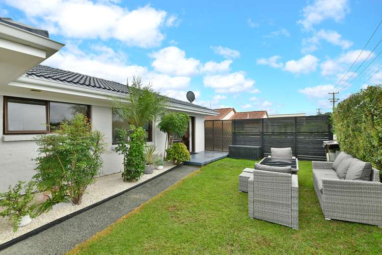 3/226 Centreway Road Orewa_0