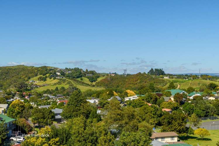 15 Philomel Crest Welcome Bay_18