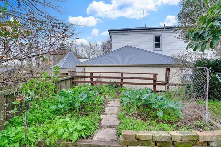 2 Marlowe Drive Leamington_19