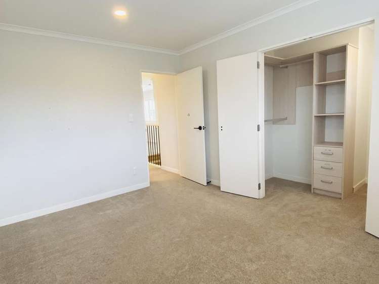 21 Hangar Lane 11428_11