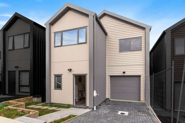 Brand New Standalone Modern Home