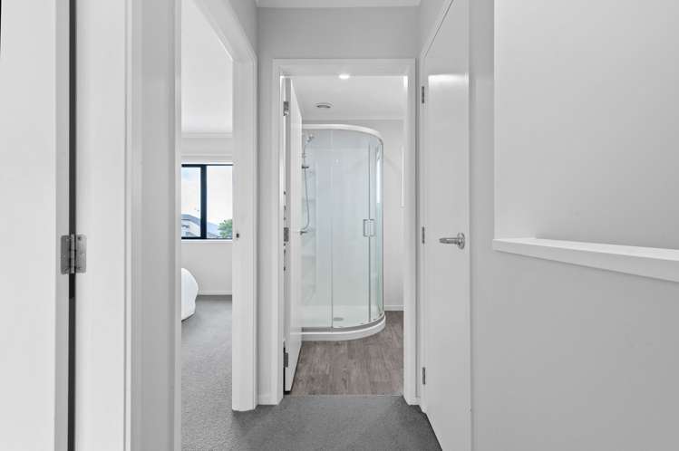 12/10 Charlemont Street Whitiora_13