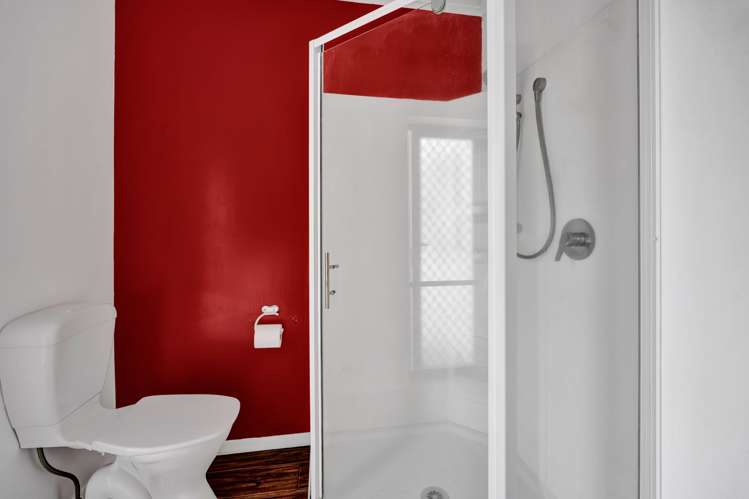 8 George Street Hawera_19