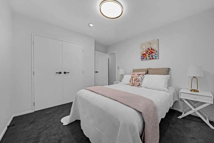 26 Castlebane Drive Flat Bush_17