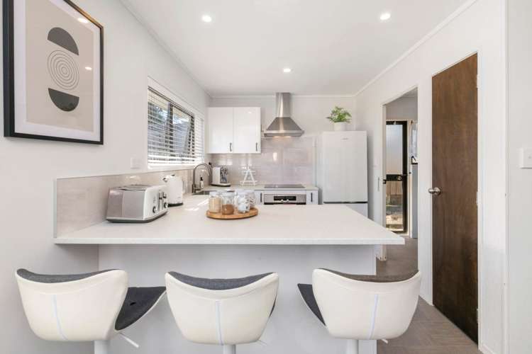 3/6b Youngs Road Papakura_8