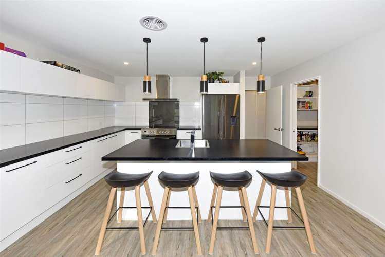 5 Benjes Place Woodend_4