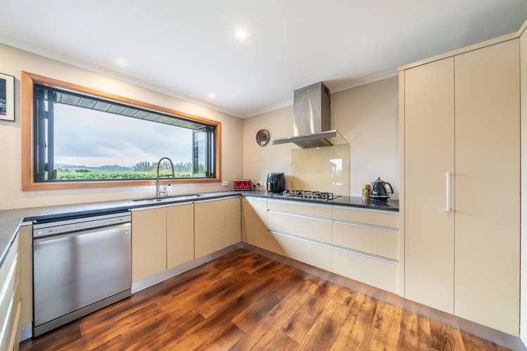 61A Colletts Road Mangaroa_6