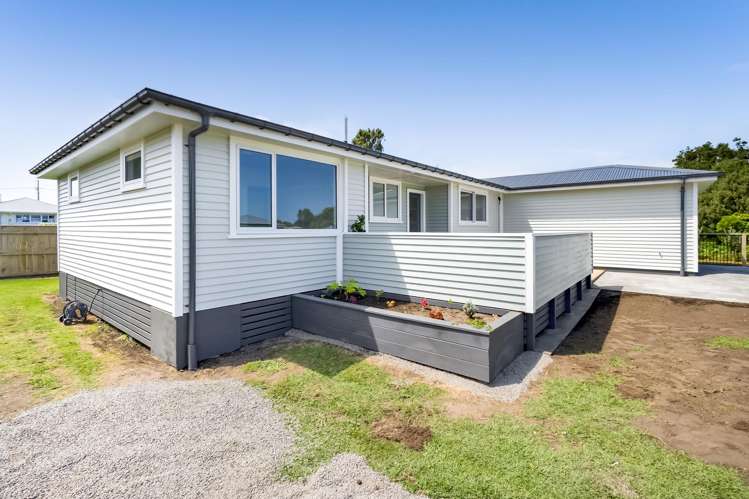 35 Dorset Street Opunake_42