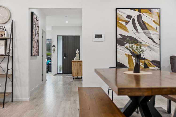 39 Jeroboam Loop Kumeu_3