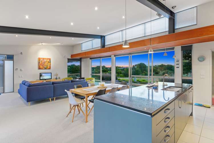 40 Raukawa Road Peka Peka_6