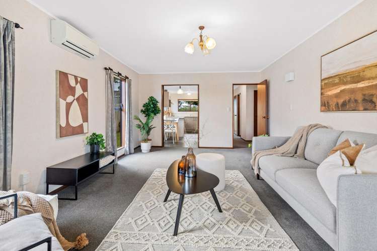 1/7 Crawford Crescent Te Kamo_4