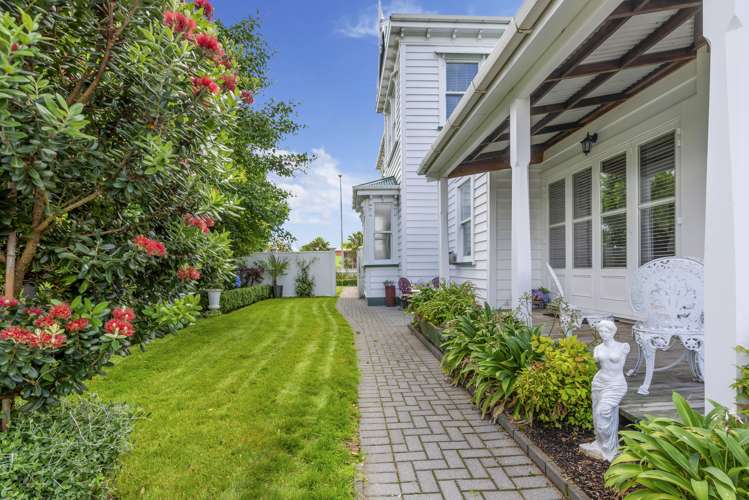 1 Meade Street Whakarewarewa_25