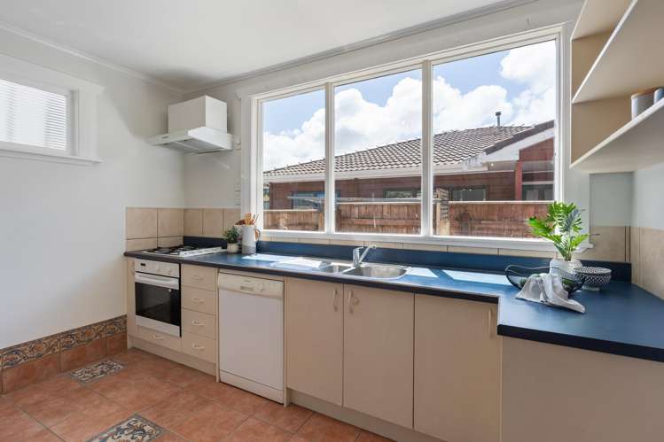 9 Bracken Street Petone_10