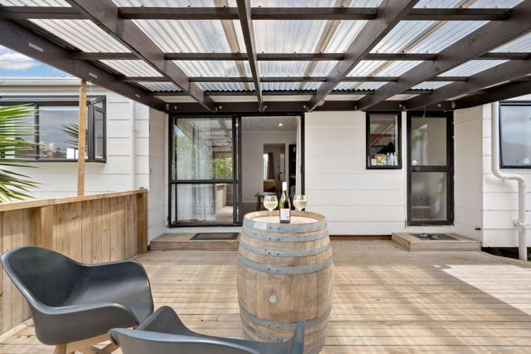 15 Hoylake Place Wattle Downs_10