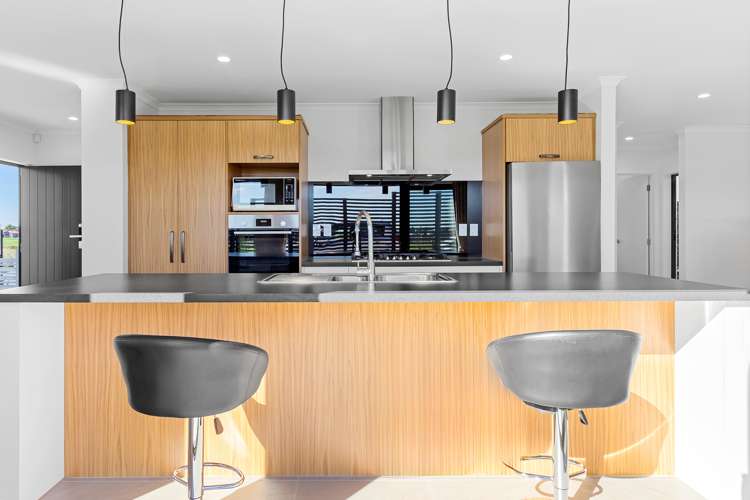 10 Cogar Terrace Chartwell Hamilton City Houses for Sale One Roof