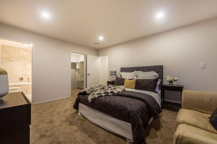 6 Cloghfin Place Flat Bush_17