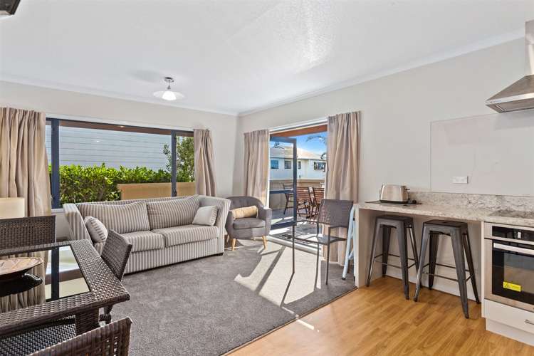 274 Ocean Road Ohope_20