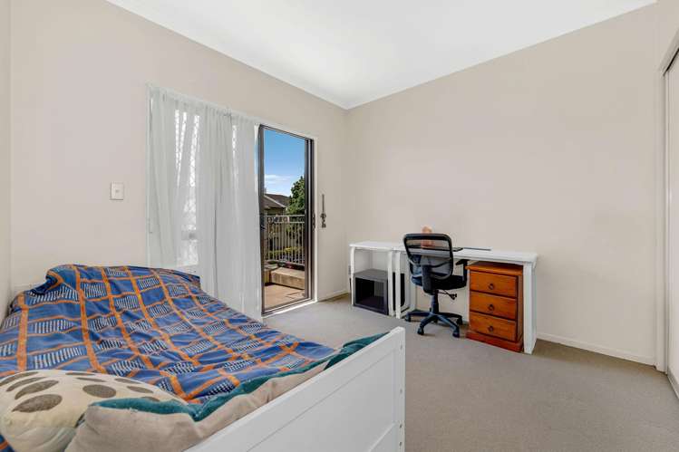 23 Triumph Road Flat Bush_11