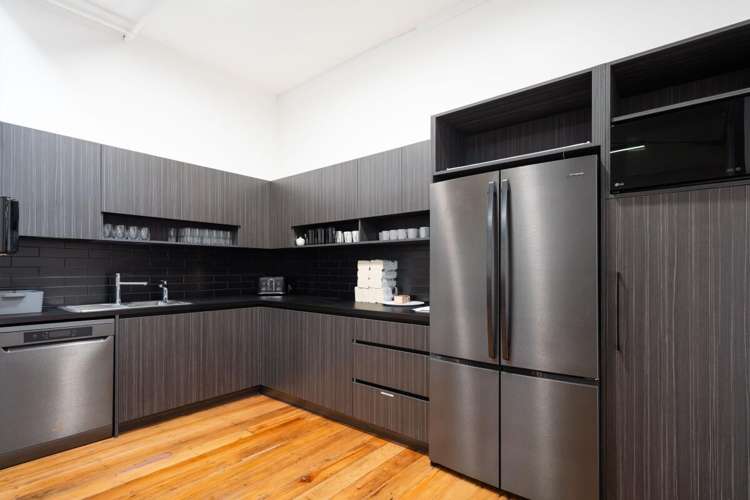 22B / 125 The Strand Parnell_14