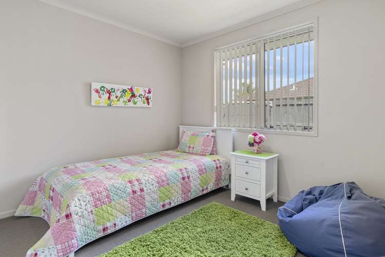 25 Annandale Drive Pyes Pa_13