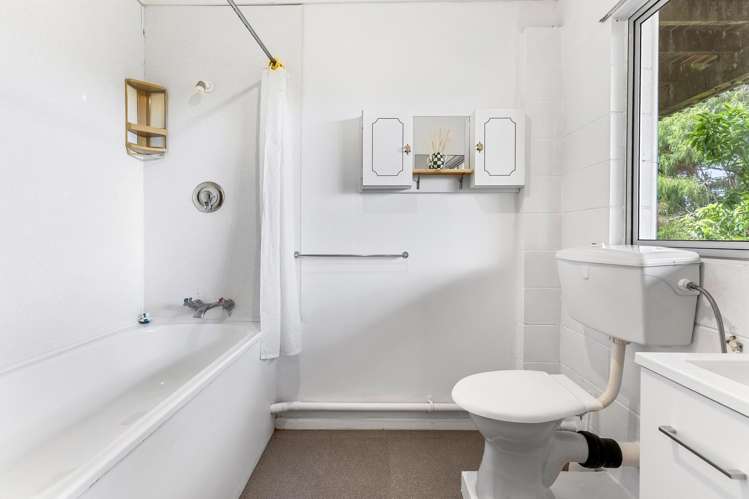 24 Noeleen Street Glenfield_16