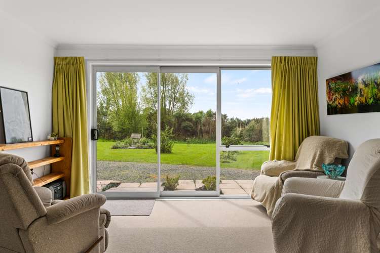 32 Lara Lane Kaiwaka_10