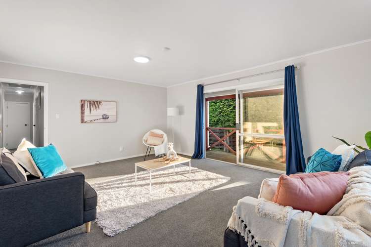 6 Sheila Place Dinsdale_5