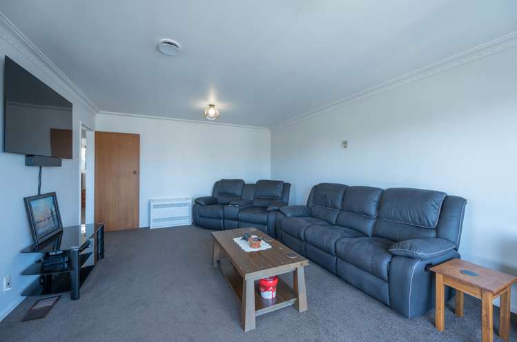 2/26 Exeter Street Stoke_6