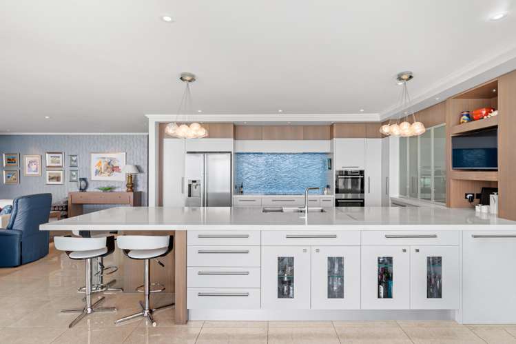206/283 Wakefield Quay Stepneyville_5