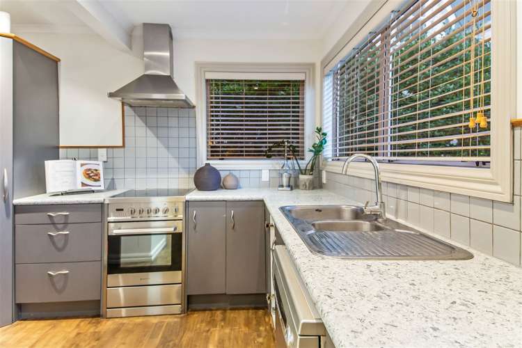 45 Beaubank Road Kelston_7