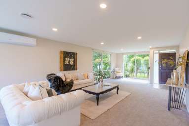 16 Phar Lap Crescent_3