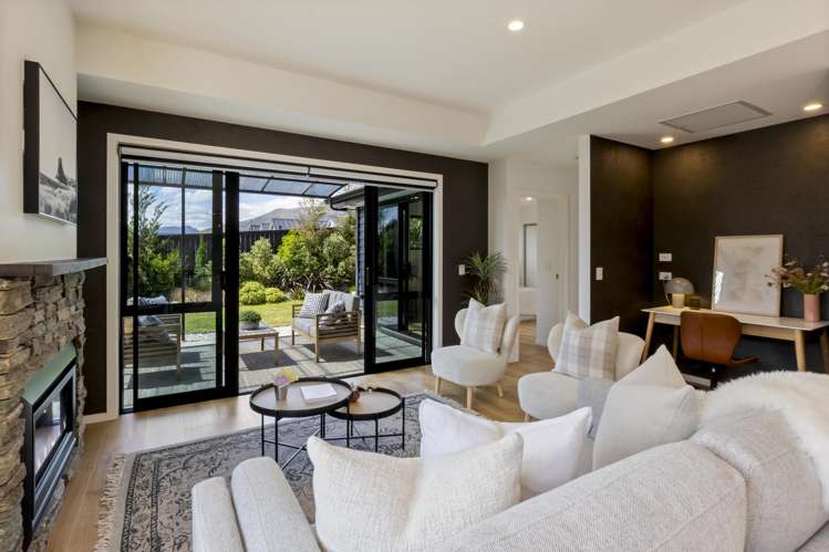 4 Coopworth Road Jacks Point_1