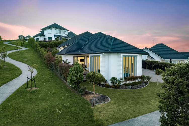 96 Arran Point Parade Orewa_30