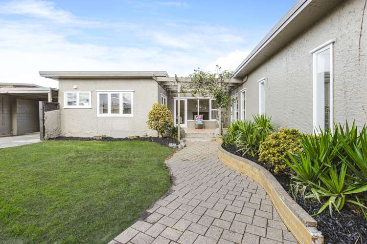 1/40 Churchill Avenue Manurewa_14